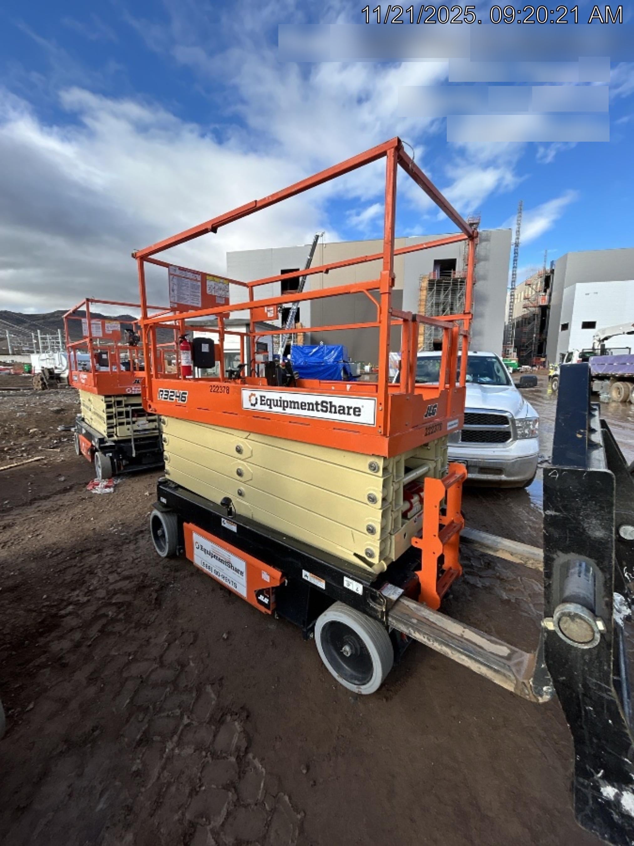 2022 JLG R3246