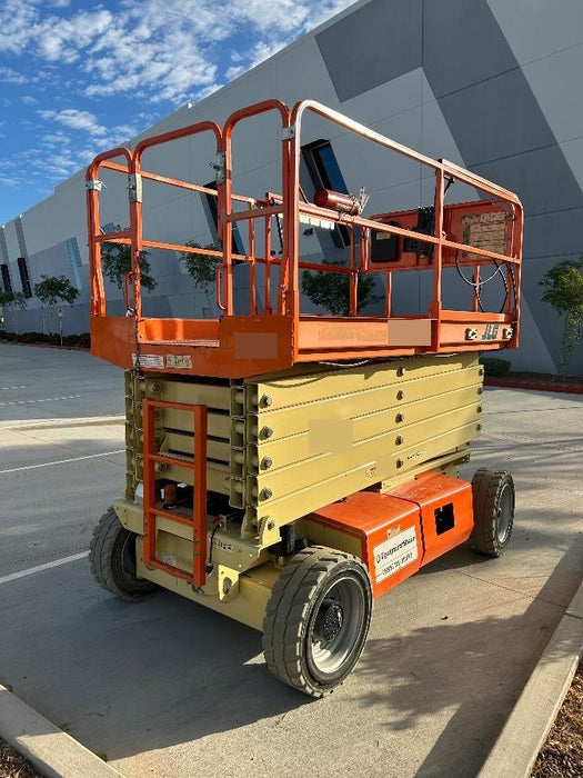 2019 JLG 4069LE