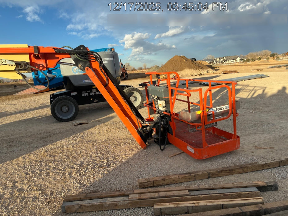 2019 JLG 660SJ