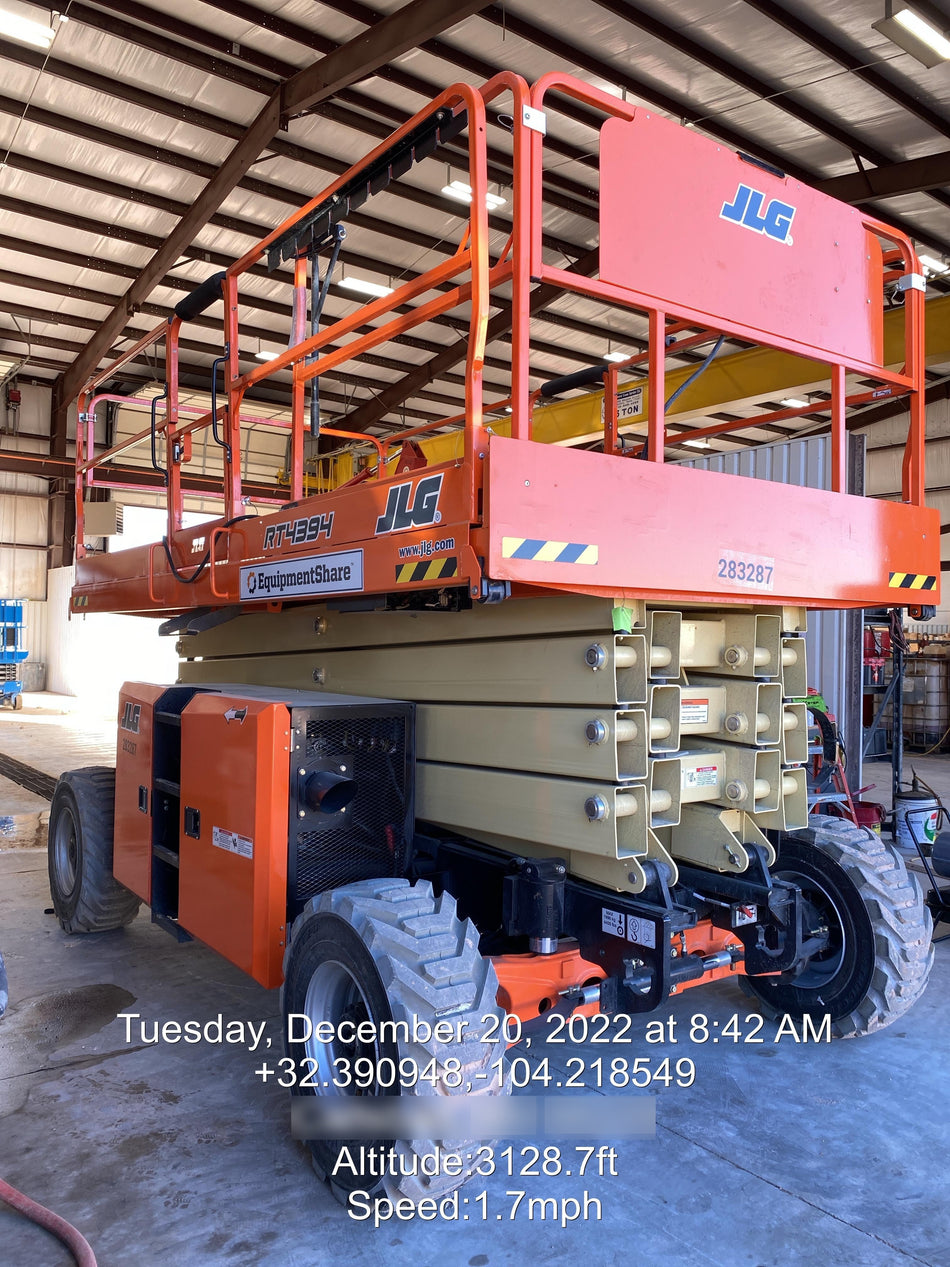 2022 JLG 4394RT