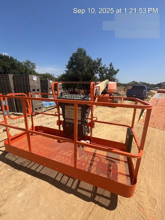 2019 JLG 660SJ