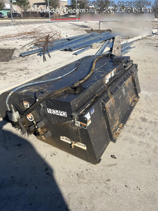 2021 PALADIN Sweepster SB72