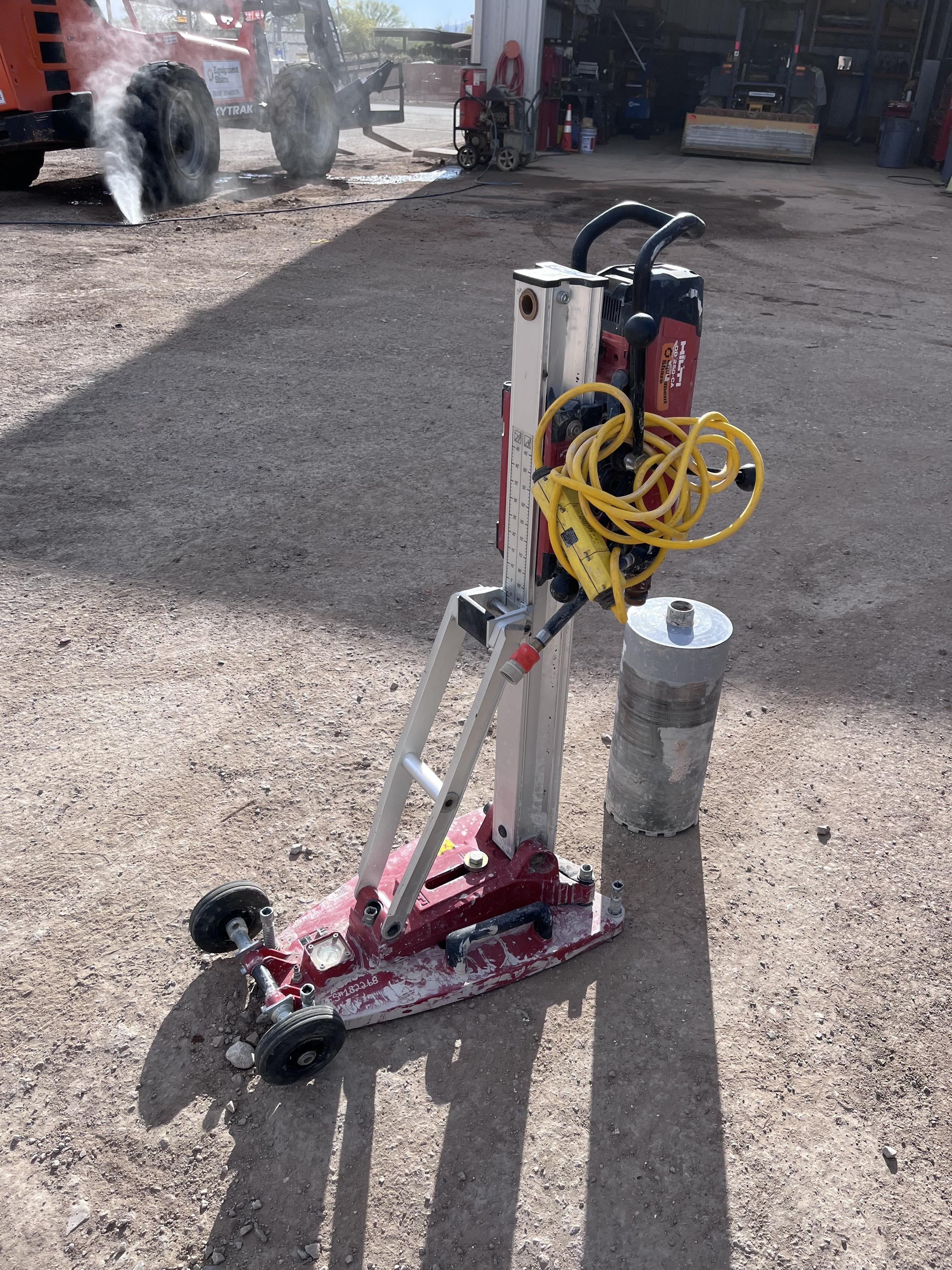 2021 HILTI DD250E