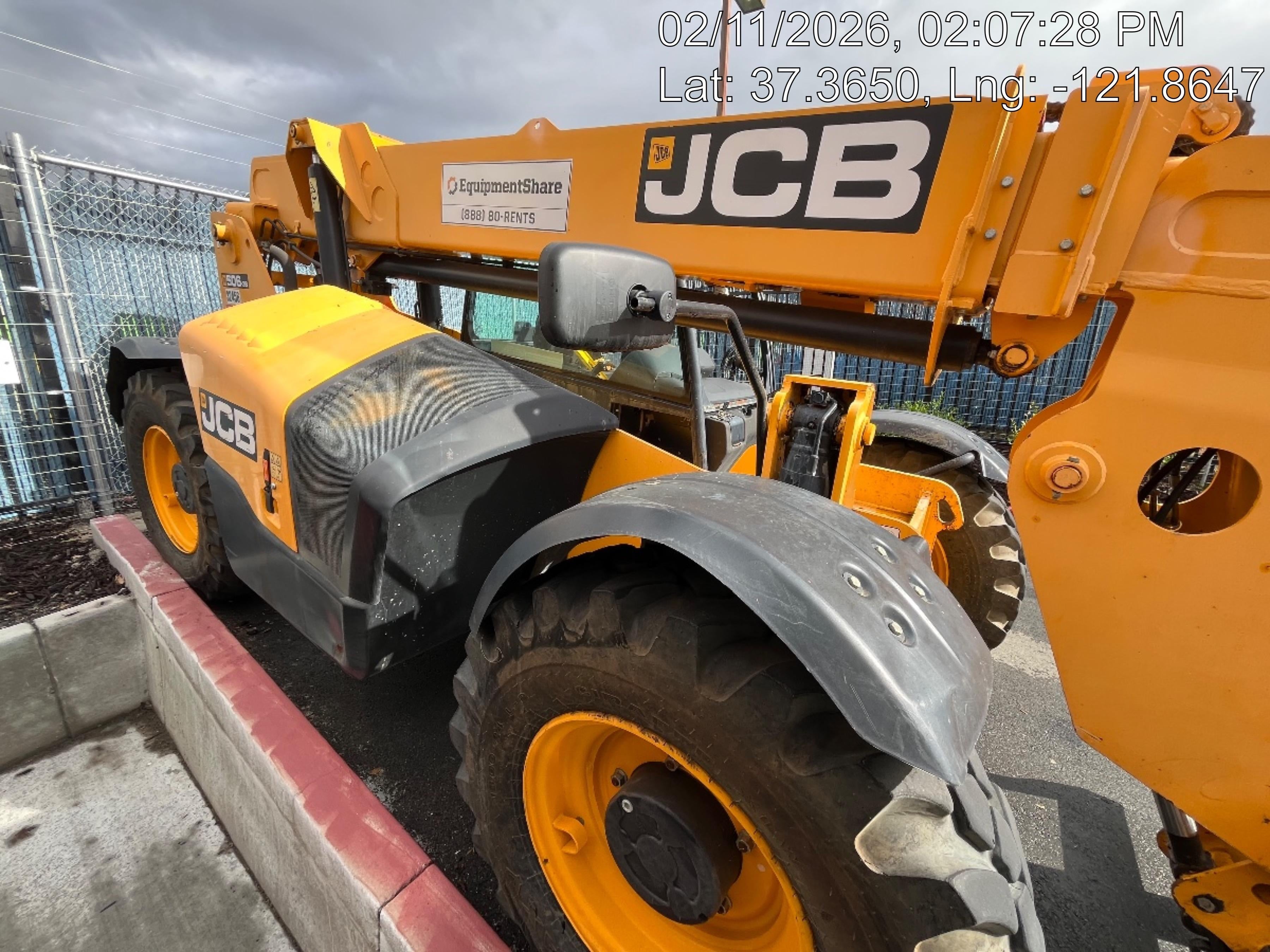 2019 JCB 506-36 Canopy, 74 HP, Foam Filled Tires, STD Worklight, Beacon, Aux Hydraulics, Lifting Eye, Back up Alarm 48" Carriage/48" Forks