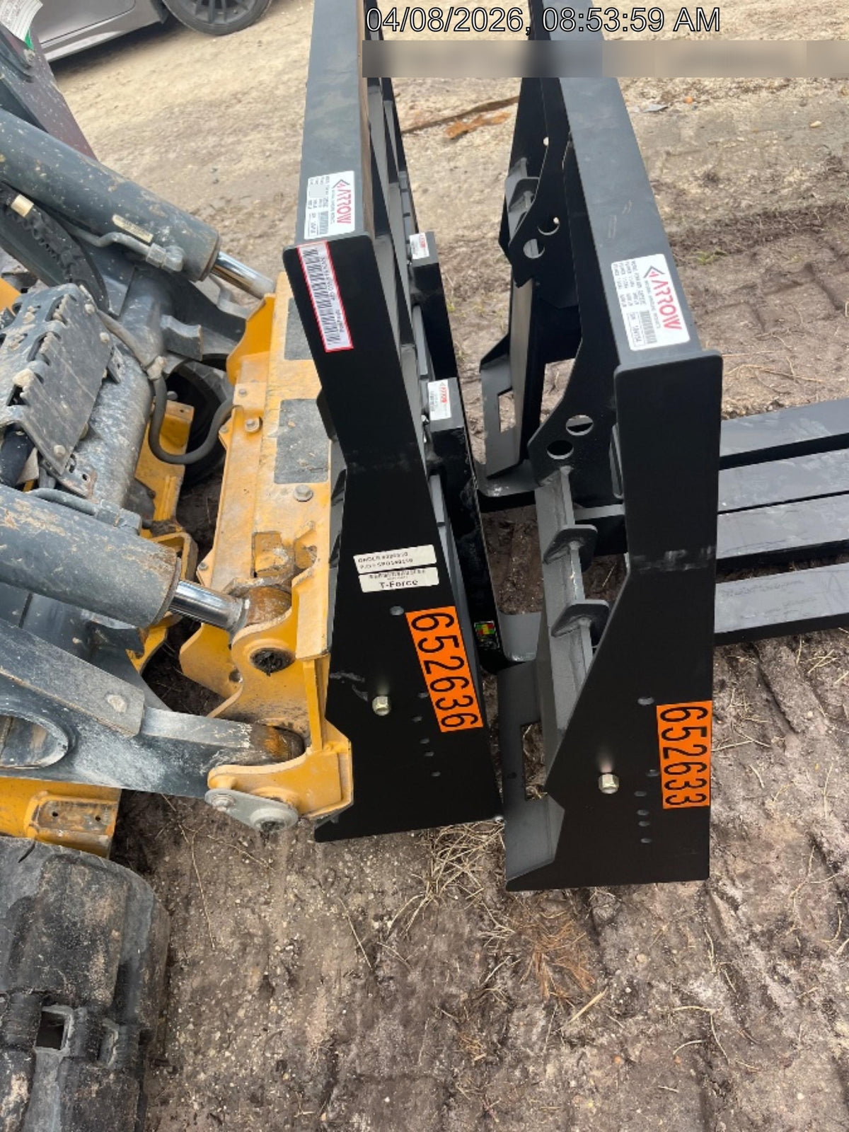 2026 ARROW MATERIAL HANDLING 72" Pallet Forks - Arrow