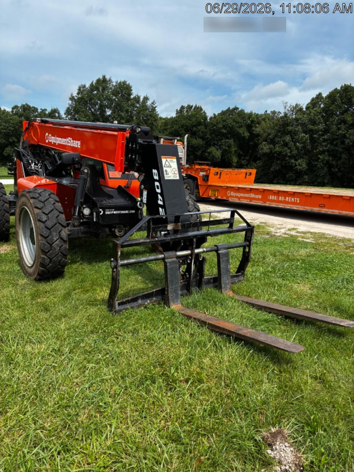 2024 SKYTRAK 8042