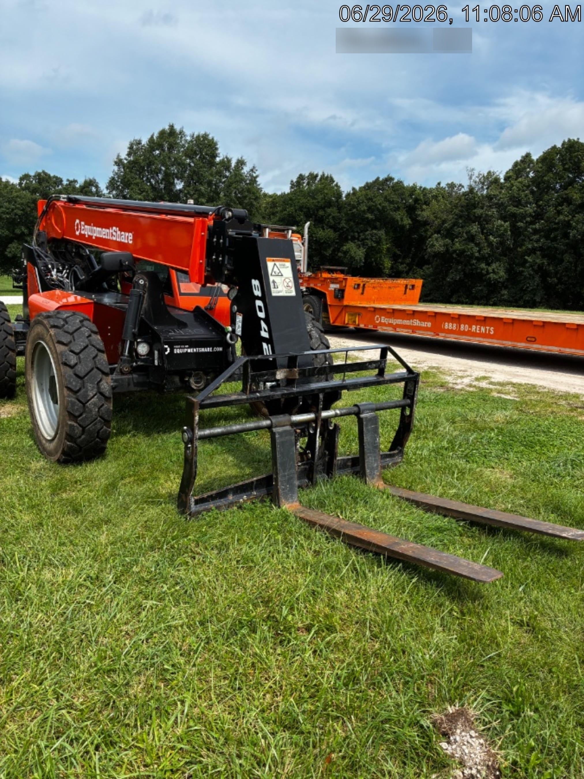2024 SKYTRAK 8042