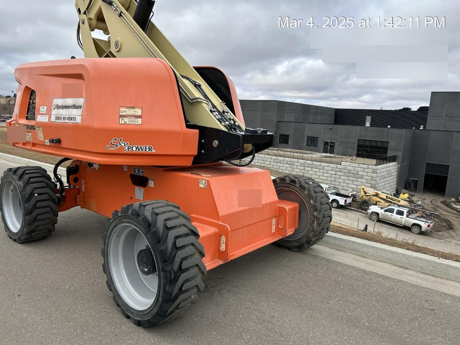 2019 JLG 660SJ