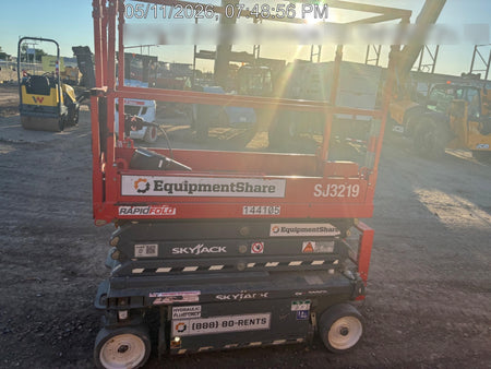 2021 SKYJACK SJ3219