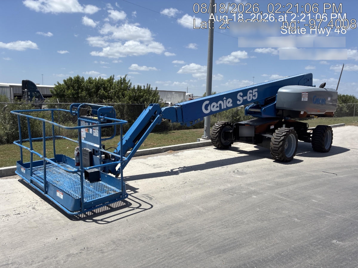 2017 GENIE S-65