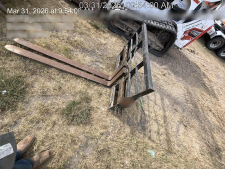 2023 ARROW MATERIAL HANDLING 24" Pallet Fork Frame