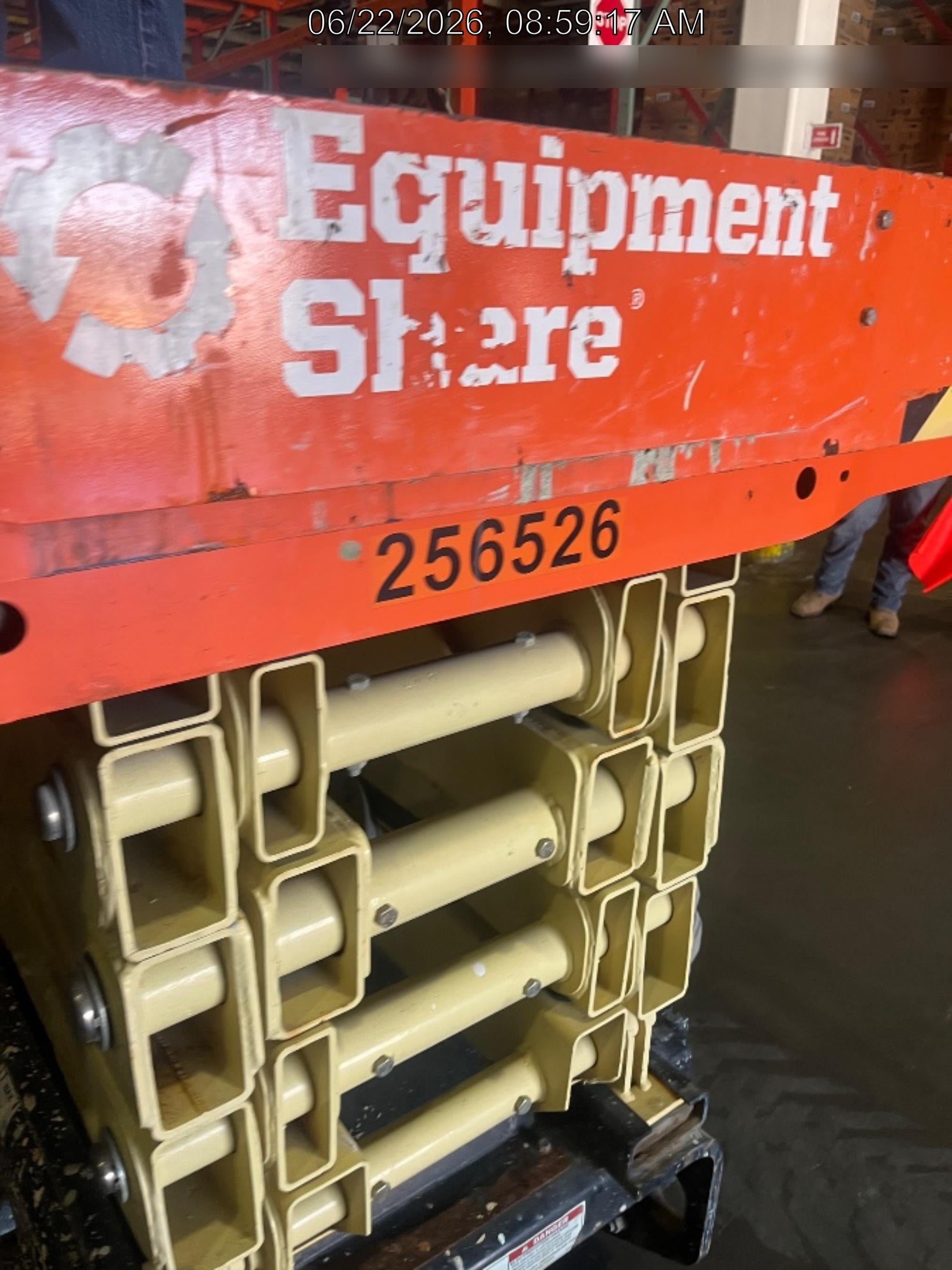2022 JLG ERT4069