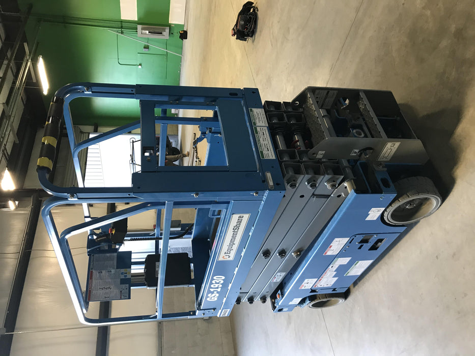 2019 Genie GS-1930 Half Height Swing Gate, 800W Inverter