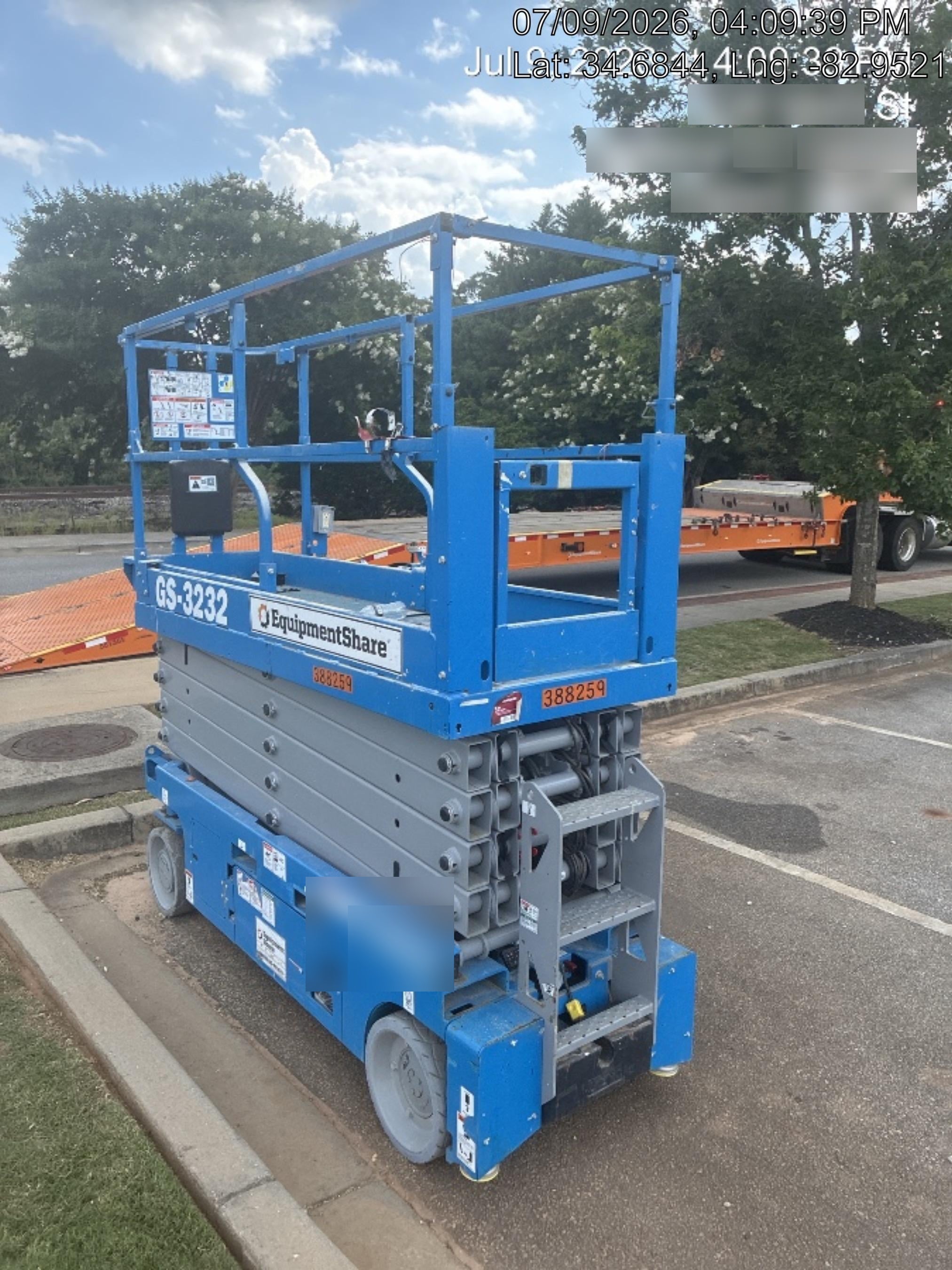 2024 GENIE GS-3232
