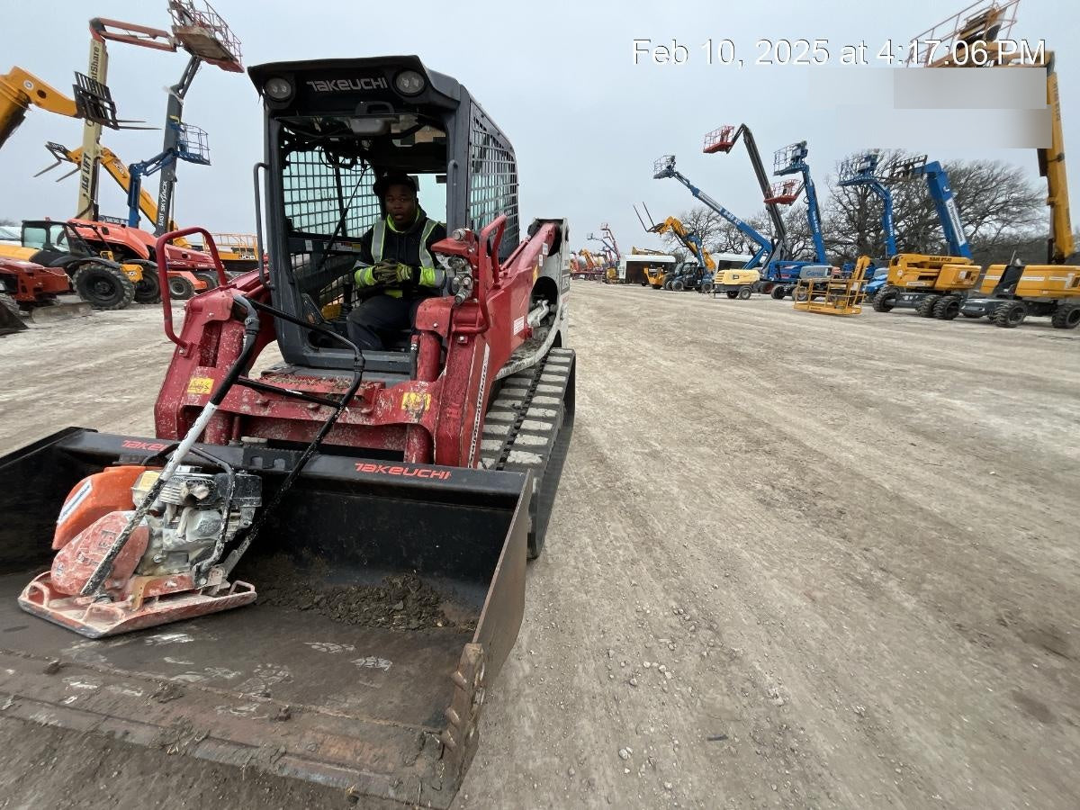 2023 TAKEUCHI TL12R2-CR
