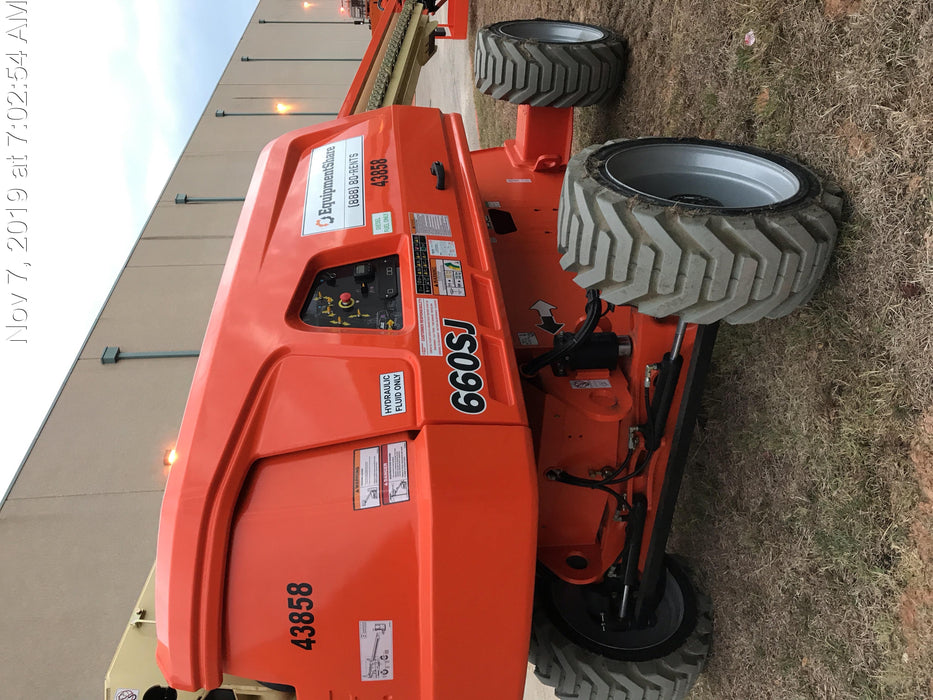 2019 JLG 660SJ