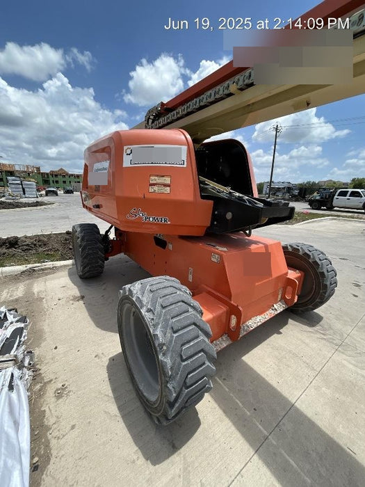 2019 JLG 660SJ