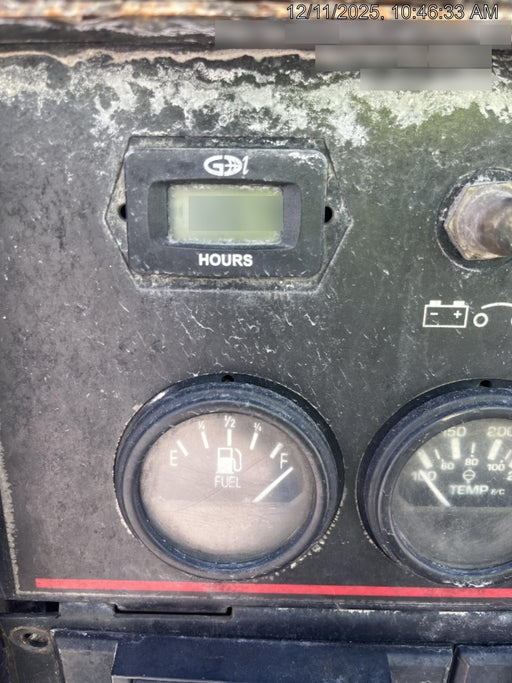 2021 Lincoln Electric Vantage 322 Vantage 322 Ready Pak 3 w/ Decals, ORANGE (includes trailer, cable rack, fender light kit) NO Telematics