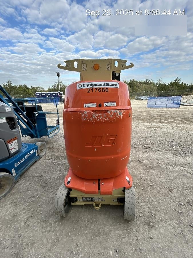 2022 JLG 26E