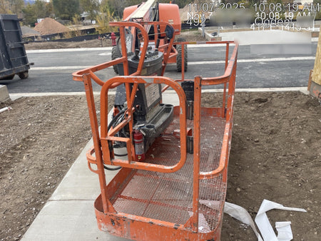 2020 JLG 660SJ