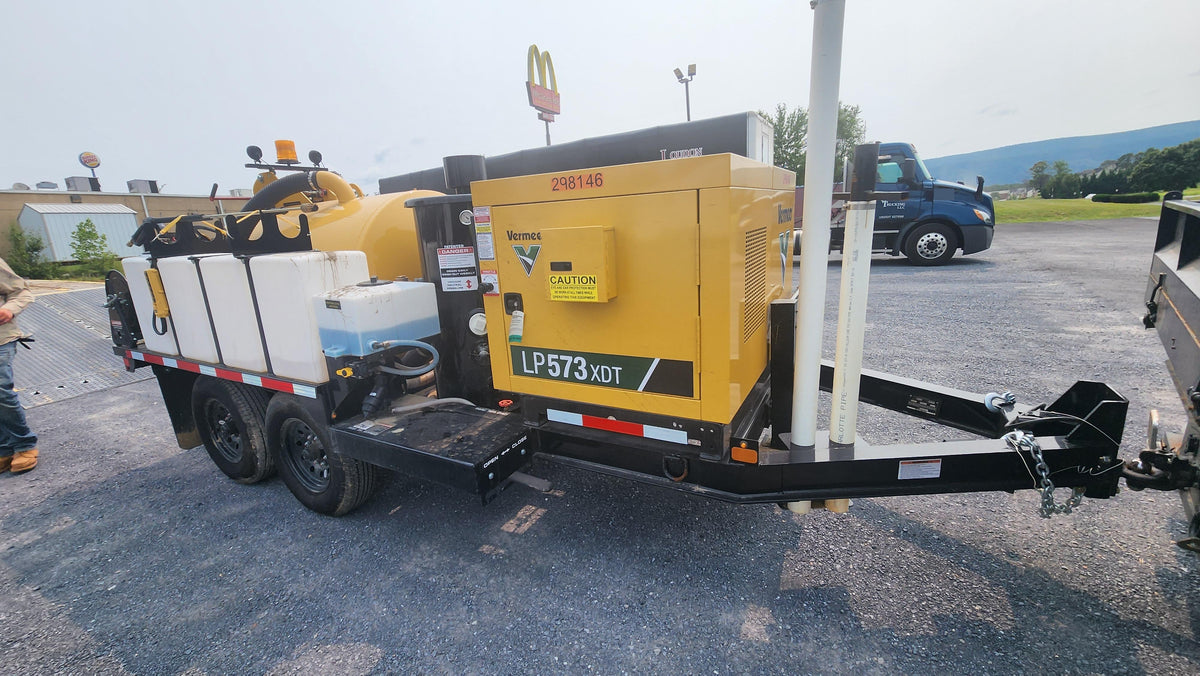 2023 Vac-Tron LP573XDT T4 Koehler Diesel Engine, 500 Gallon Debris Tank, x2 100 Gallon Water Tanks