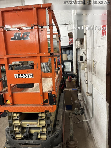 2021 JLG ES1932