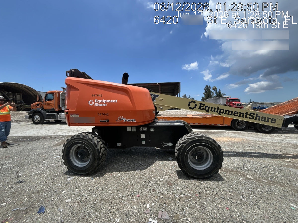 2023 JLG 460SJ