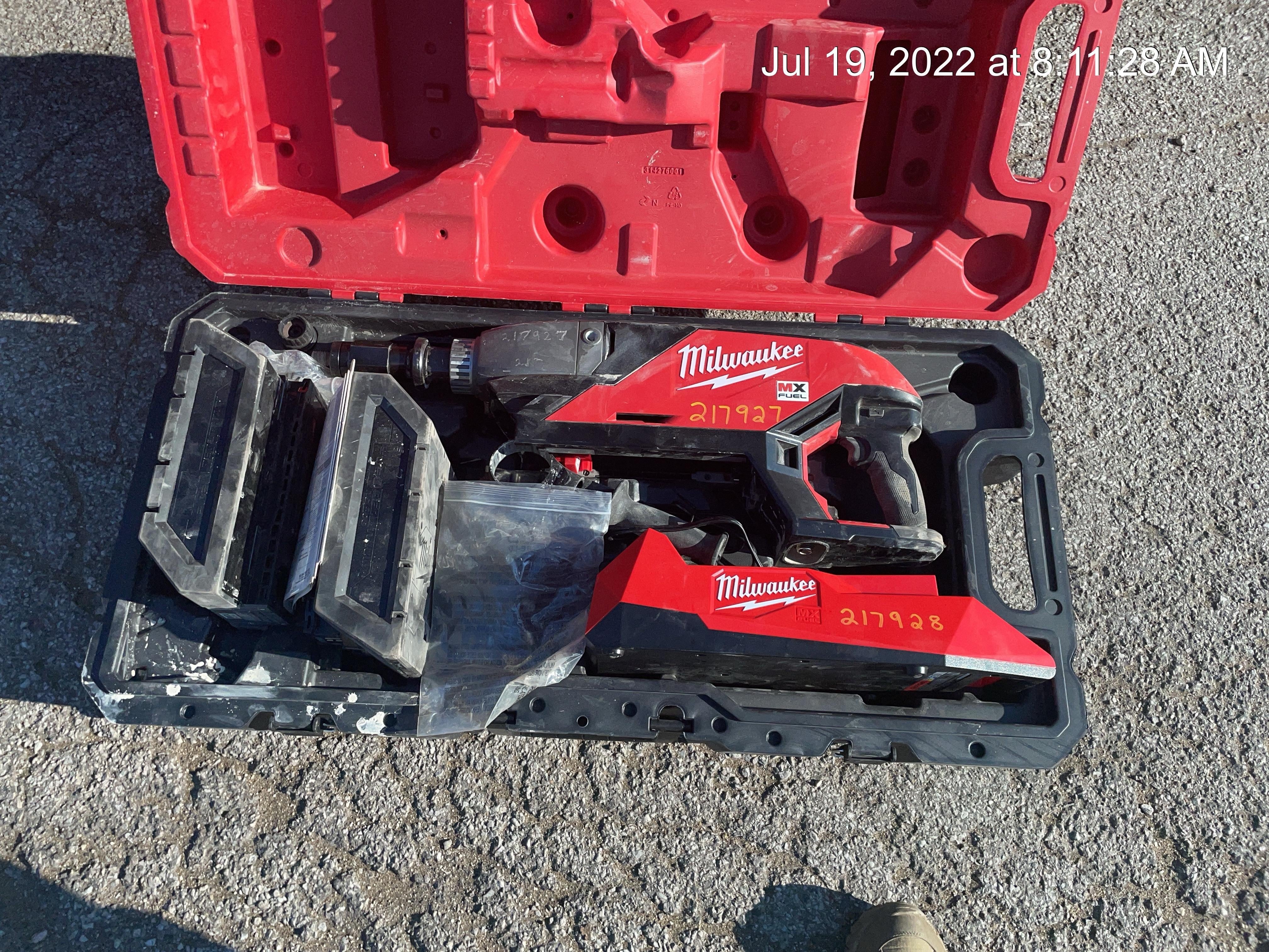 2022 MILWAUKEE MXF301-2CXS