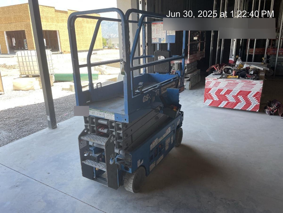 2019 Genie GS-1930 Fixed rails with chain Entry