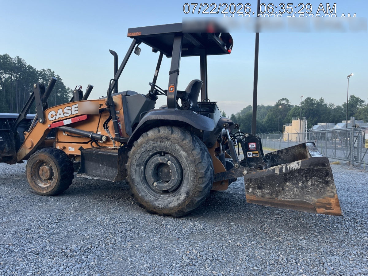 2022 CASE 570N EP