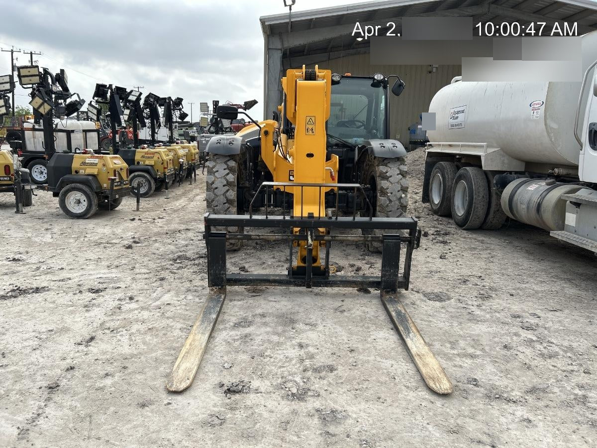 2025 JCB 509-42