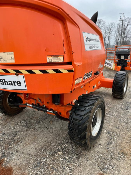 2020 JLG 400S