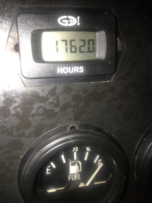 2019 Lincoln Electric Vantage 322 Lincoln Vantage 322 Welder w/Trailer, Light Kit, Cable Rack