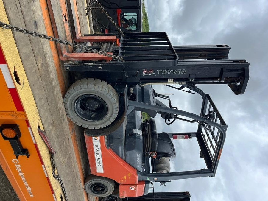 2022 TOYOTA 50-8FGU25