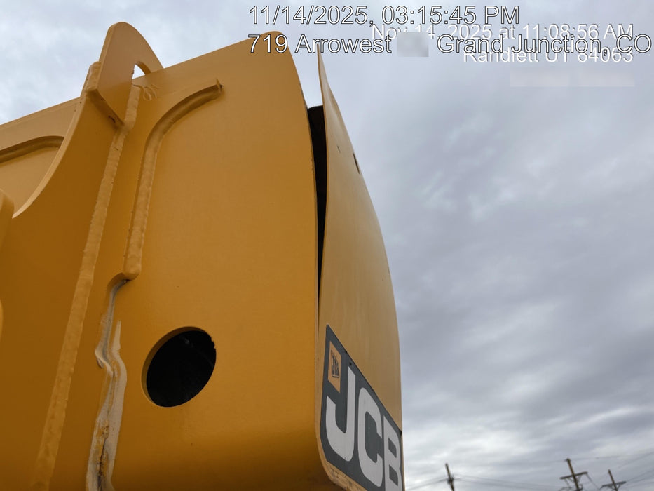 2019 JCB 512-56 Enclosed Cab, 109 HP, Solid Tires, Worklights, Beacon, Aux Hydraulics, Lifting Eye w/66" Carriage/60" Forks