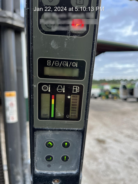 2018 CASE 586H