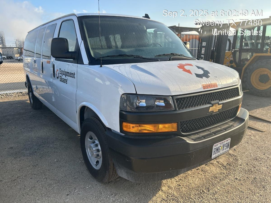 2025 CHEVROLET Express Van - Rental