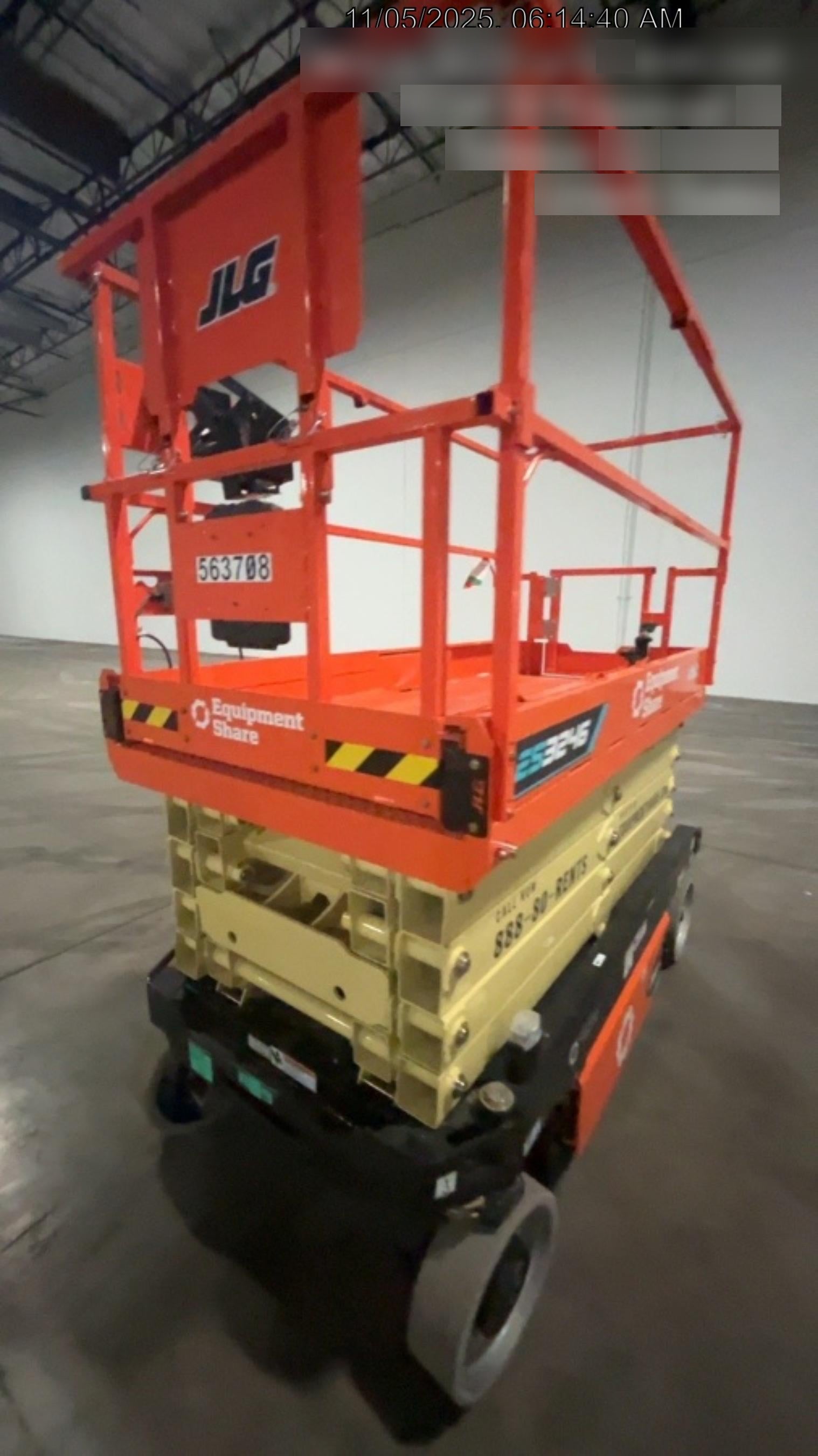 2025 JLG ES3246