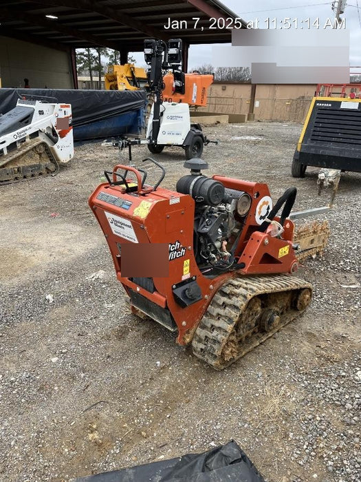 2020 DITCH WITCH C24XA