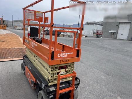2023 JLG ES2632
