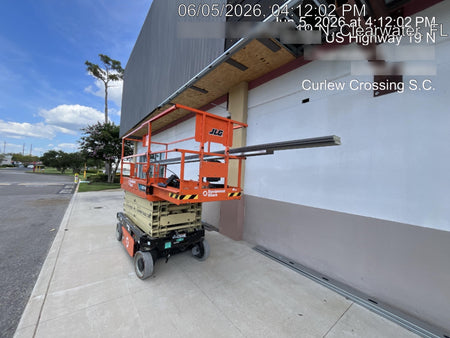 2025 JLG ES3246
