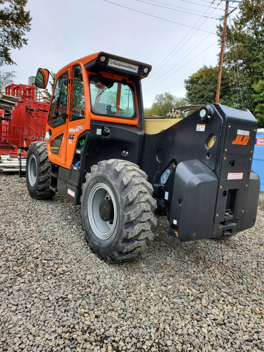 2021 JLG 1732