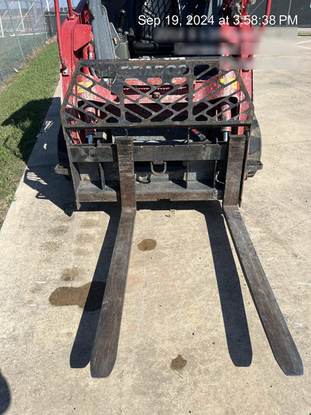 2020 BRADCO 48" Skid Loader Pallet Forks