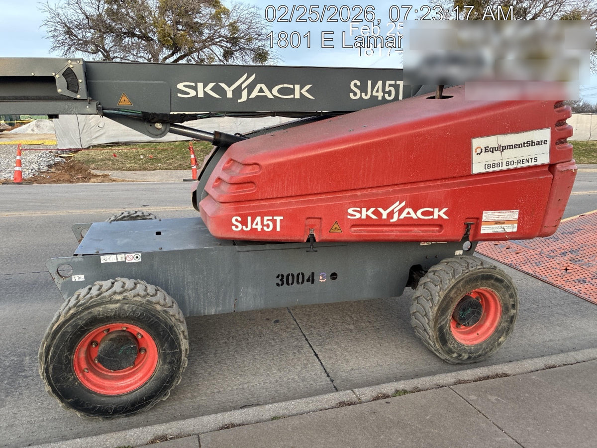 2017 SKYJACK SJ45T+