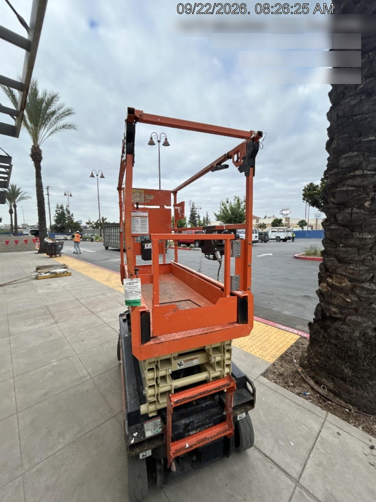 2022 JLG ES1932
