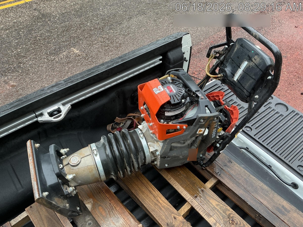 2024 HUSQVARNA LT6005