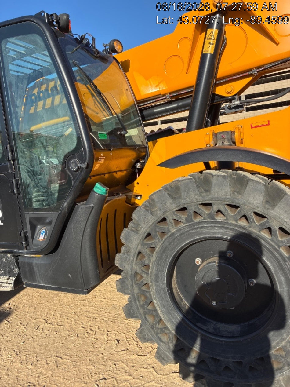 2023 JCB 509-42