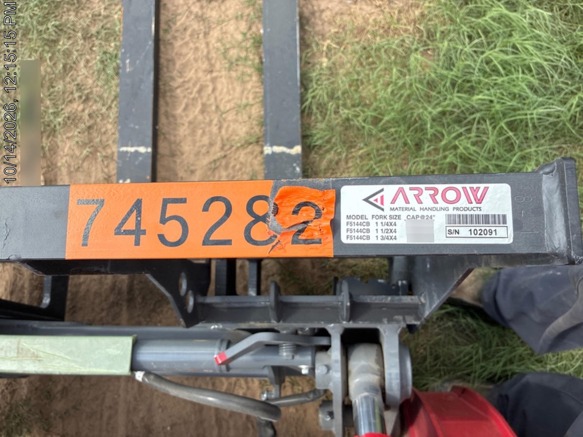2026 ARROW MATERIAL HANDLING 72" Pallet Forks - Arrow