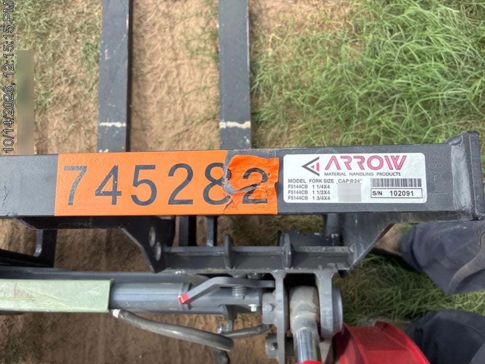 2026 ARROW MATERIAL HANDLING 72" Pallet Forks - Arrow