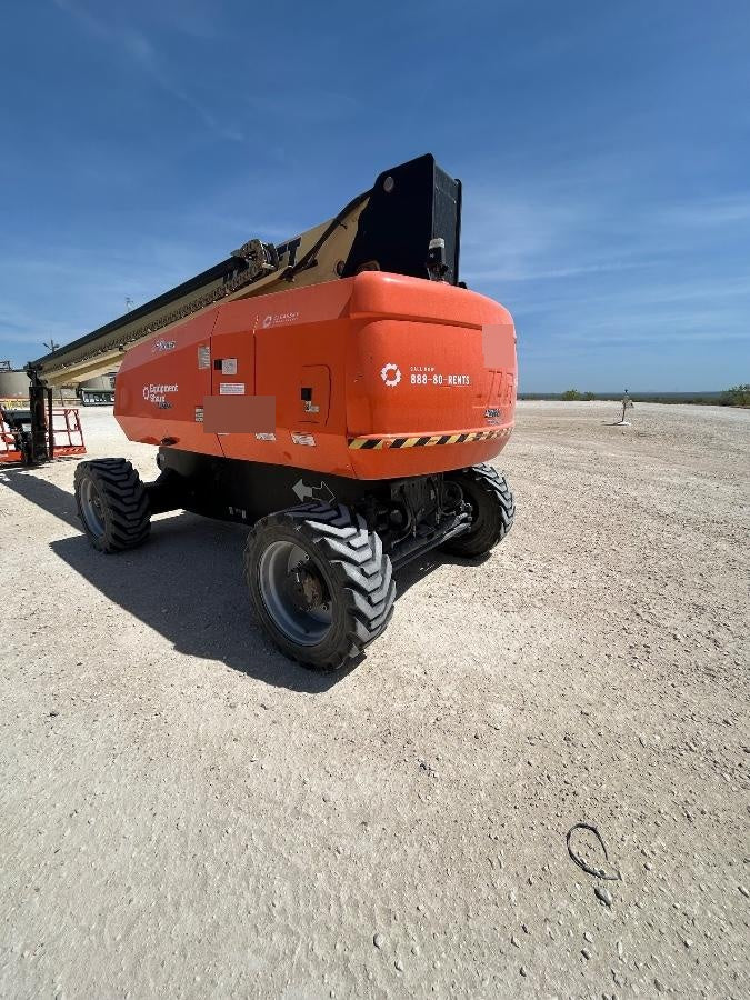 2024 JLG 860SJ
